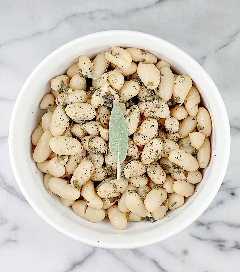 White Beans with Sage and Olive Oil, easy white beans