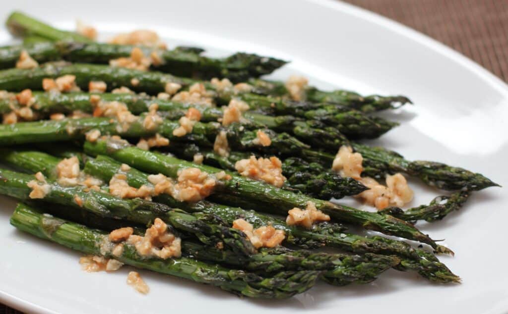 Roast Asparagus with Cashew Butter