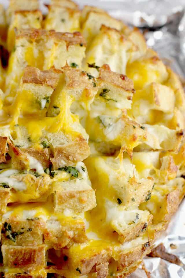 Cheesy Stuffed Garlic Bread – Erica's Recipes