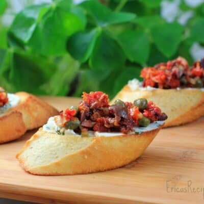 Crostini with Sun-Dried Tomato Tapenade and Herbed Goat Cheese