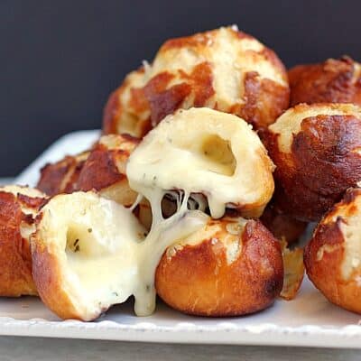 Garlic Cheese-Stuffed Pretzel Bombs http://wp.me/p4qC4h-1wD