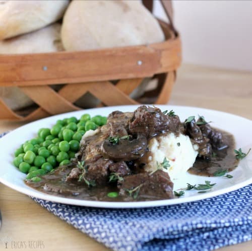 Crockpot Beef Tips with Wine and Thyme