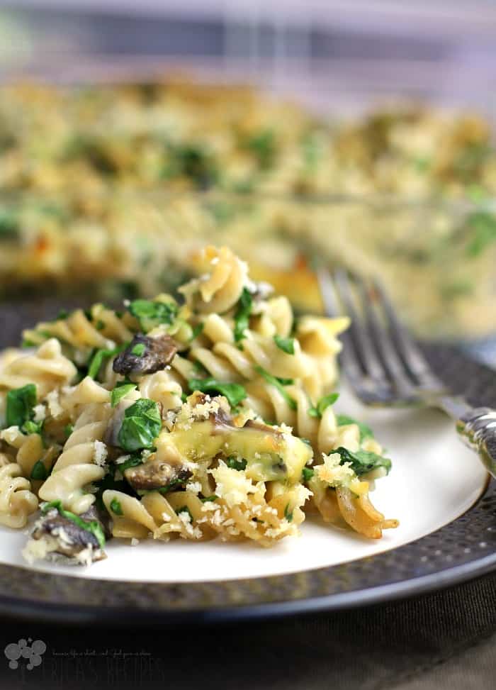 Portobello, Spinach, and Smoked Gouda Macaroni and Cheese