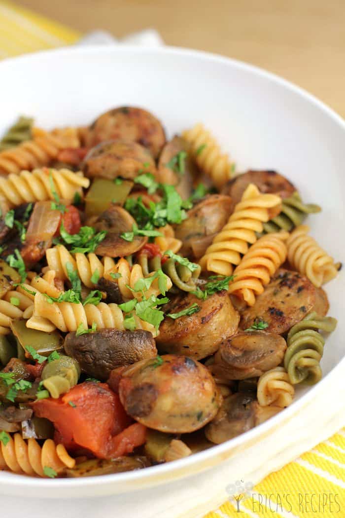 Healthy, Weeknight Sausage and Pepper Pasta from EricasRecipes.com