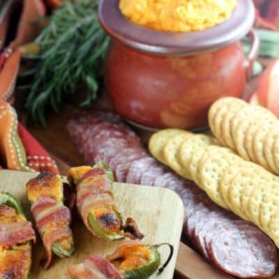 Simple Holiday Entertaining plus Bacon Cheddar Jalapenos #InspireWithCheese #ad