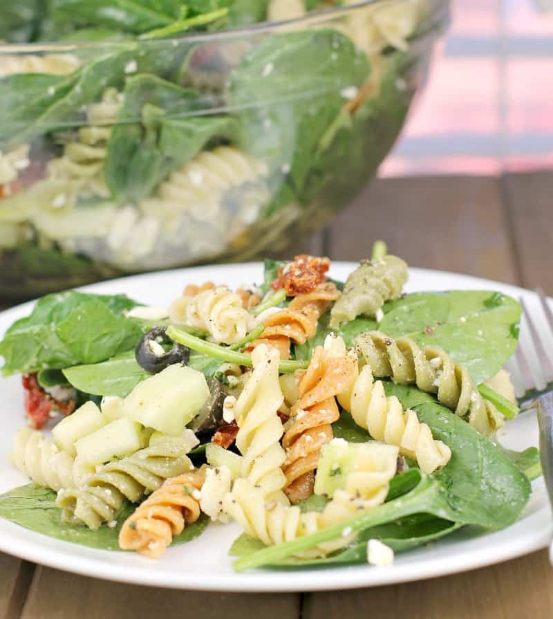 Rotini Pasta Salad with Spinach – Erica's Recipes – Potluck recipe