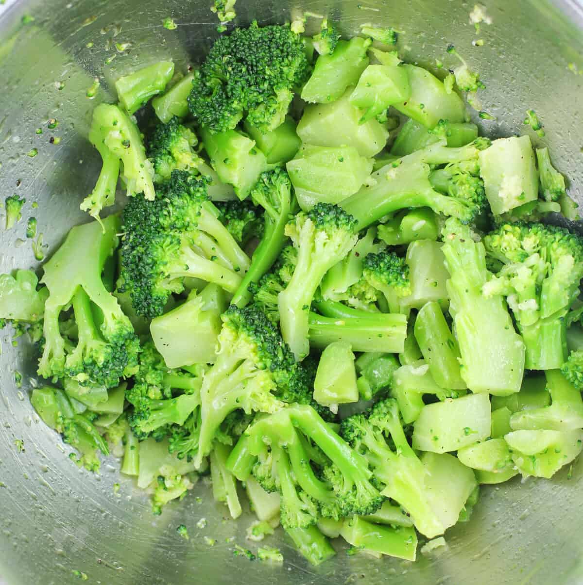 broccoli in metal bowl
